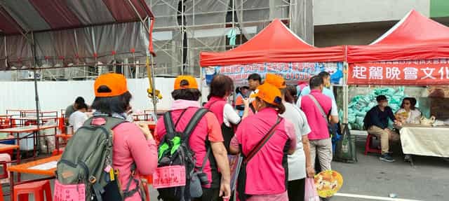 苗廉志工「114年通霄白沙屯媽祖徒步進香活動」廉政宣導香燈腳參與踴躍。