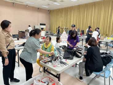 嘉義市政風處攜手廉政志工 合力拍攝廉政話劇影片 深耕校園誠信教育志工進行話劇準備