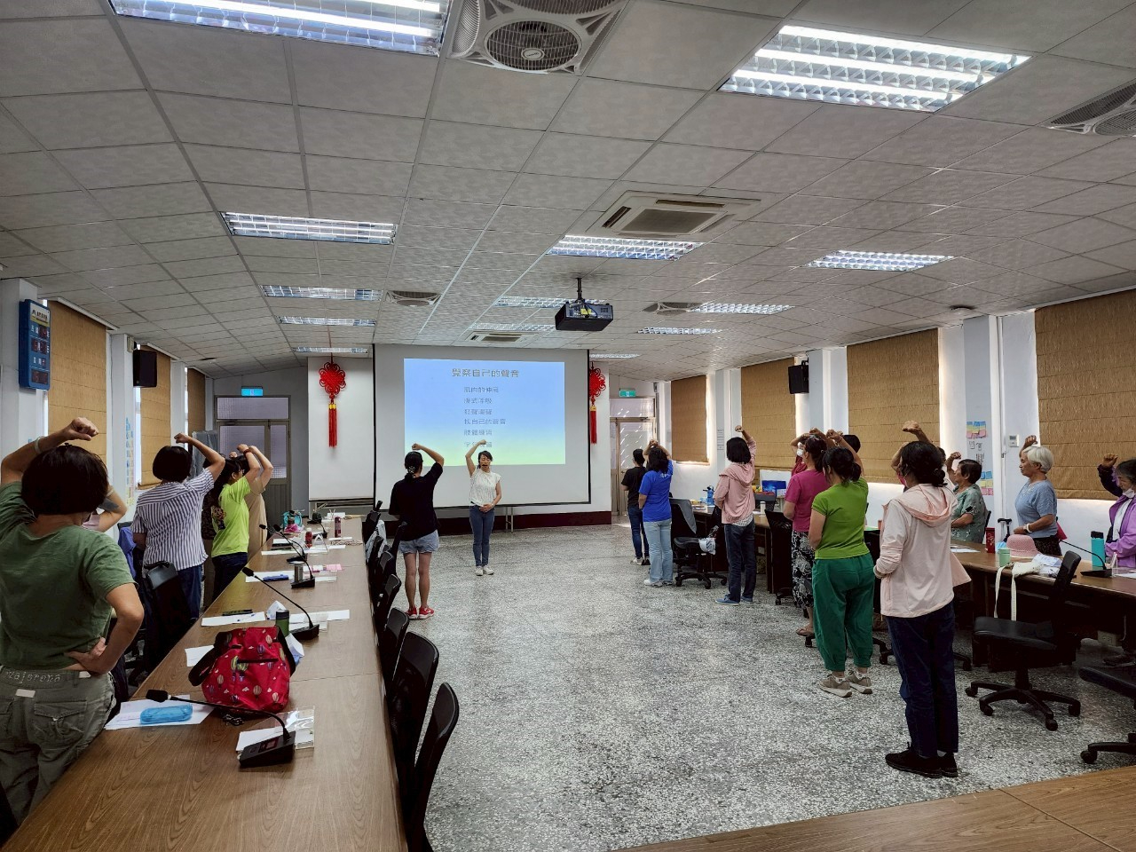 金門縣政府廉政志工特殊訓練課程圓滿落幕6月21日繪本故事表達力訓練上課情形