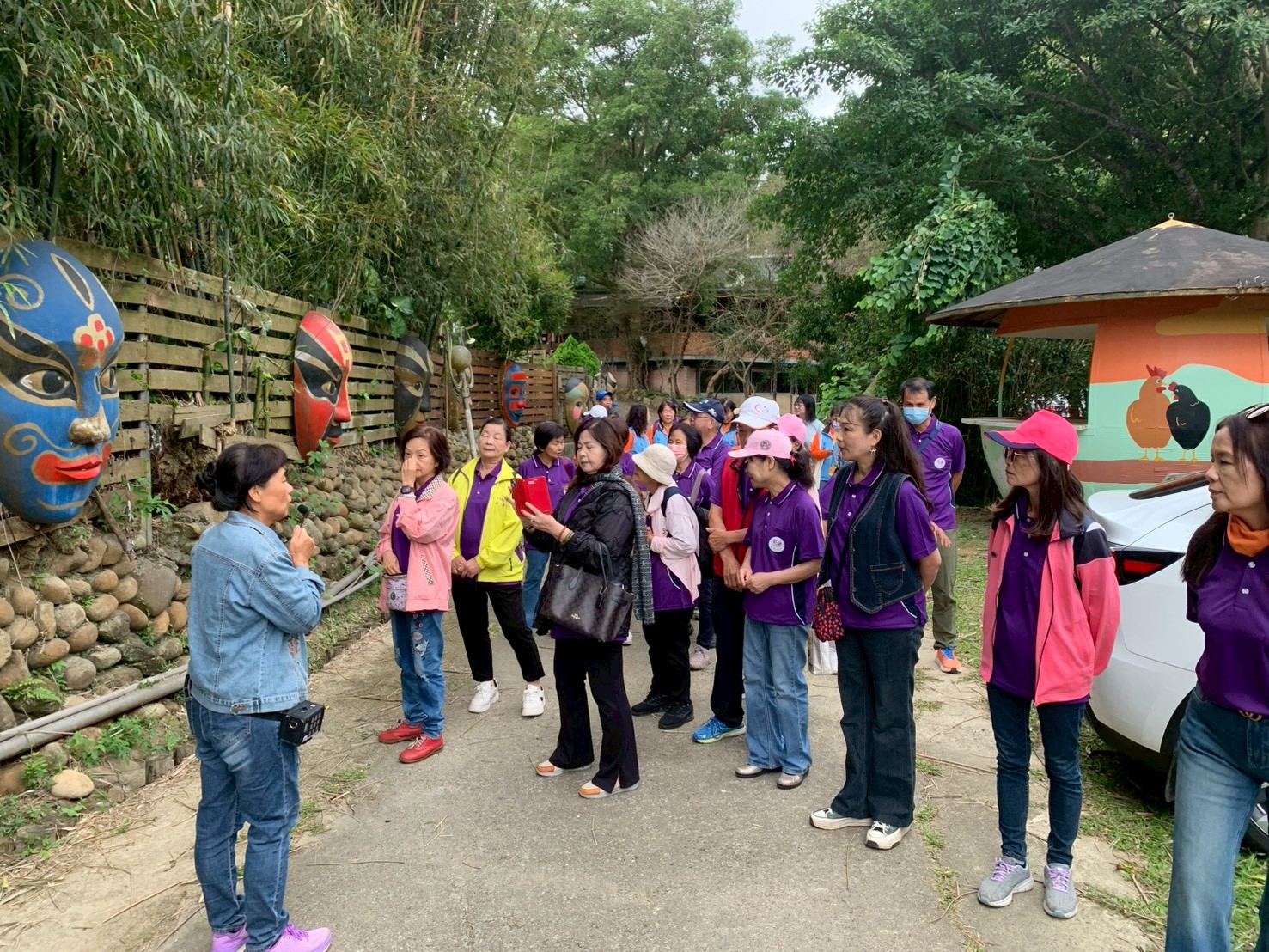 跨區相見歡！苗栗與彰化廉政志工分享交流新體驗園區導覽-2。